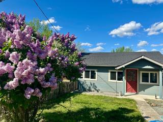 Ashland Bungalow downtown - 3