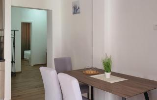 2 Bedroom Awesome Apartment In Fazana - 9