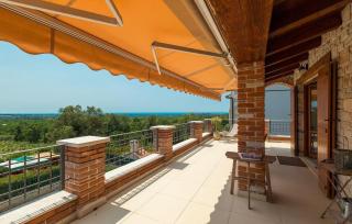 Lovely Home In Kastelir - 2