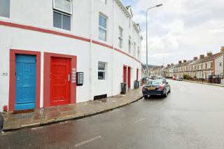 Stylish Cardiff City 2 BDR Flat Next to Stadium - 9