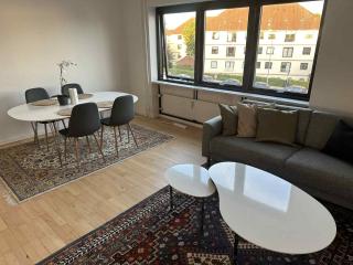 Bright & cozy city apartment - 8