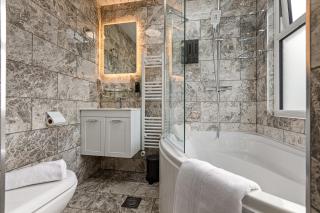 Imperial Inn Studios - 6