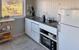 Lovely Home In Mausund With Wifi - 5