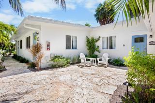 Driftwood Villas at Anna Maria Island Inn - 5