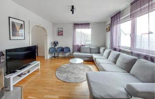 4 Bedroom Beautiful Home In Åstorp - 8