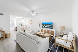 Boca Waterfront Oasis Walk to Beach with Pool, Hot Tub, Gym - 0