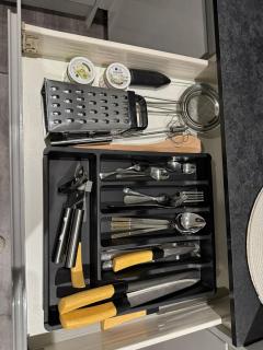 Spacious 3BR Stay Near Heathrow and Central London - 4