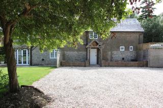 Woodstock Suites - Charlton - 4