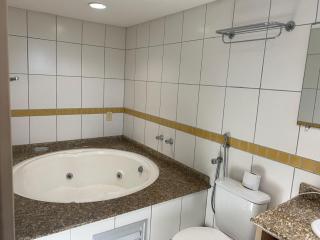 Saint Sebastian Flat 613 - Com Hidro! Até 3 pessoas, Duplex, no Centro - 4