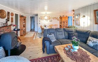 3 Bedroom Gorgeous Home In Farsund - 4