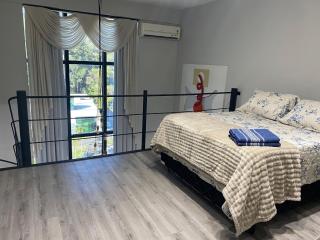 Saint Sebastian Flat 613 - Com Hidro! Até 3 pessoas, Duplex, no Centro - 4