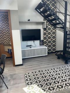 Saint Sebastian Flat 613 - Com Hidro! Até 3 pessoas, Duplex, no Centro - 1