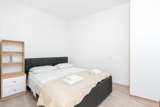 Apartments with WiFi Split - 24915 - 2