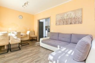 Apartments with WiFi Split - 24915 - 9