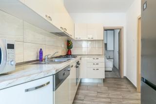 Apartments with WiFi Split - 24915 - 6