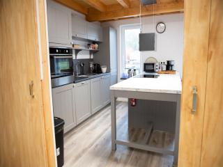 Beautiful group accommodation near our own food forest - 3