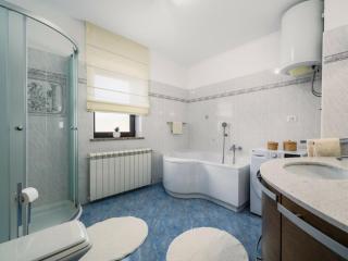 1 bedroom apartment - 2
