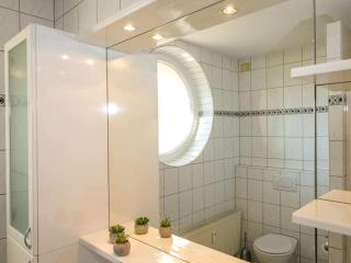 Holiday apartment with 5 bedrooms - 5