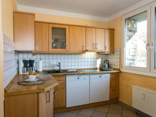 Holiday apartment with 5 bedrooms - 4