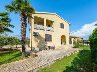 Josipa with Whirlpool - 6