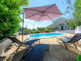 Villa Elisa with pool in Istria - 9