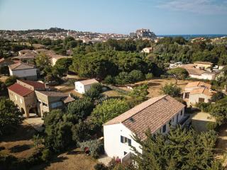Les Mûriers III - - 8