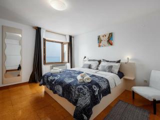 Casa Astrid by the sea in Porec, Istria - 4