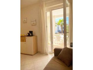 Apartment in Funtana with parking and barbecue - 7