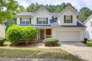 Pet-Friendly Home with Pool Access in Snellville! - 0