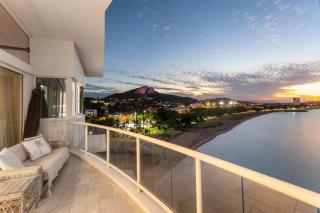 Absolute Luxury on the Marina Oceanfront Modern Penthouse with Panoramic Views - 6