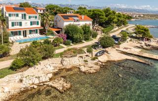 7 Bedroom Amazing Home In Kosljun - 7