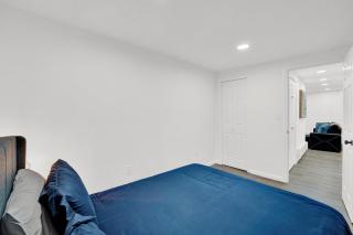 Cozy Garden 1Bed Apt, Lincoln Park - 3