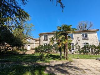 Grande maison avec piscine privée, wifi et animaux acceptés pour 15 pers. - FR-1-653-282 - 8