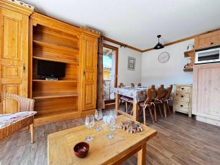 Appartement avec piscine chauffée, terrasse et parking à Notre-Dame-de-Bellecombe - FR-1-505-234 - 7