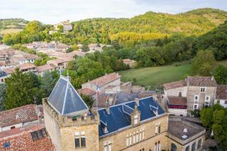 Historic Château In Medieval Chalabre Village - 7