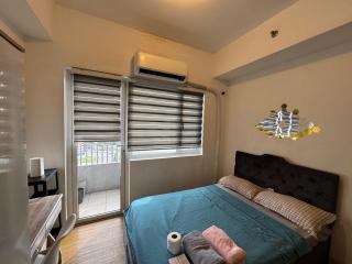 Grace Residences 1 Br Fast Wi-Fi Near BGC and Mckinley - Manila - 0