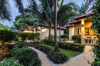 V247 Poolside 1BR Near Naiharn Beach & Gym - 5