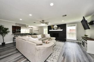 4-BR Family Retreat in Quiet Conroe Neighborhood - 3