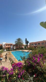 Elegant Seaside Retreat 80m from Beach, Pool & BBQ - 0