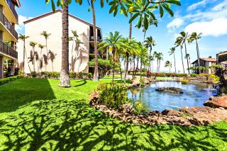 KBM Resorts FREE CAR Papakea Oceanfront 1-Bedroom Corner Unit with King bed and Unobstructed views PKA-201 - 7