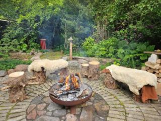 Welcome To The Multihouse In The Countryside - 1