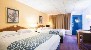 Rodeway Inn - 1