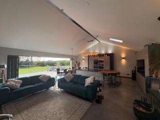 Stylish 6 Bed - Huge Garden, 10 min to Durham City - 9