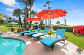 Sprawling Hilltop Retreat- Pool, Views, Sleeps 30! - 6