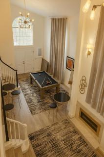 Sunny Santa Monica House - Hot Tub, Game Room, BBQ, Projector - 0