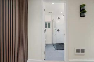 Cozy Affordable Private Rooms Newly Renovated near SF Transportation - 4