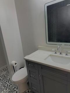 Channelside Luxury Retreat Spacious 2BR 2BA Condo with Pool, Balcony, Sauna & Gym - 3