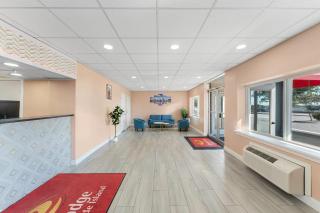 Econo Lodge Cranston - Providence - 4