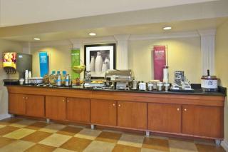 Hampton Inn Anderson - 7