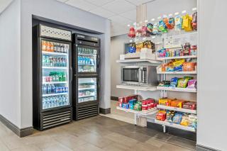 Spark by Hilton Mechanicsburg - 1